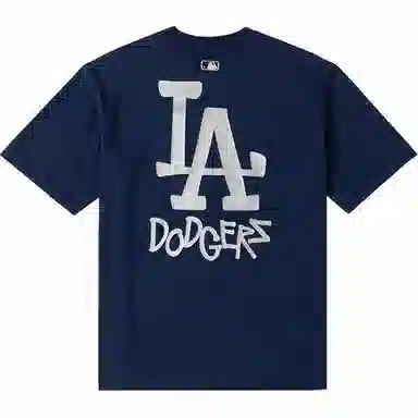 MLB T