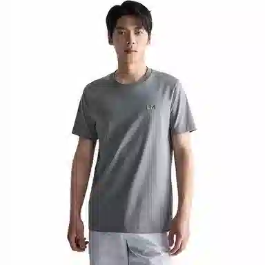 LILANZ Less Is More T-Shirt