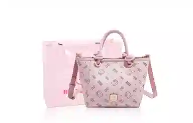 MESUCA x Sanrio kitty PU