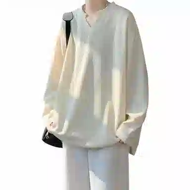 URBAN AUTHENTIC T