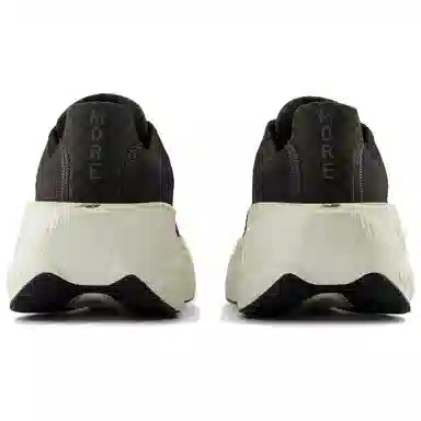 New Balance Fresh Foam X More v5