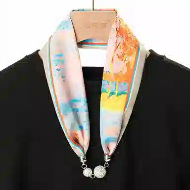 上海故事 百搭时尚磁扣气质多用吊坠锁骨链小领巾  丝巾 女款