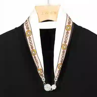 上海故事 百搭时尚磁扣气质多用吊坠锁骨链小领巾  丝巾 女款