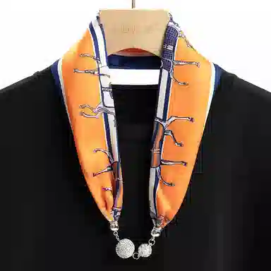 上海故事 百搭时尚磁扣气质多用吊坠锁骨链小领巾  丝巾 女款