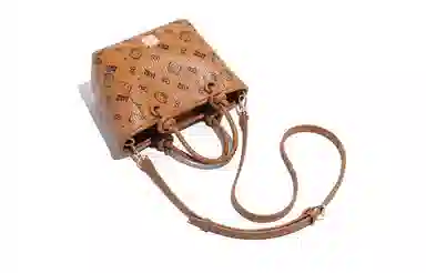 MESUCA x Sanrio kitty PU