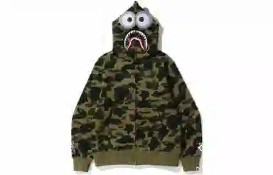 A BATHING APE x MINIONS Shark Hoodie