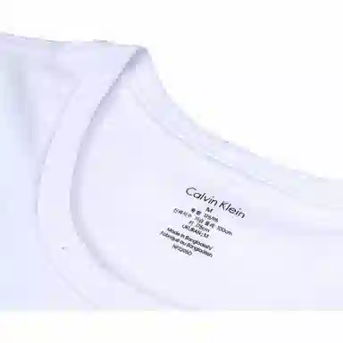 CKCalvin Klein T 3