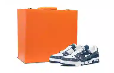 LOUIS VUITTON Trainer LV