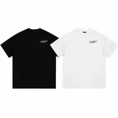 UNthemed T