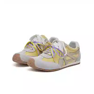 AQUASCUTUM