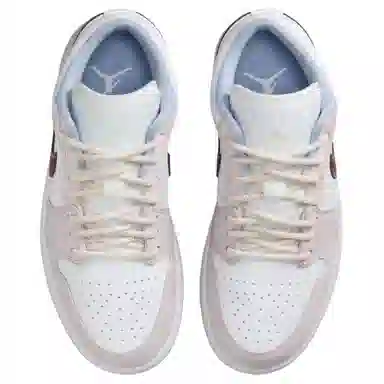 Air Jordan 1 Low "Coral"