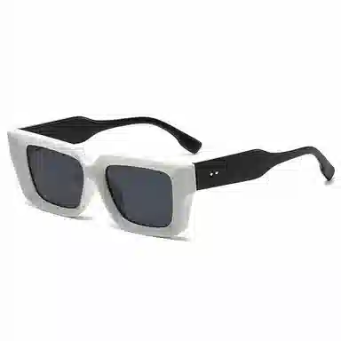 TR90