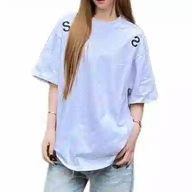 COMOWA Basic Embroidered Tee