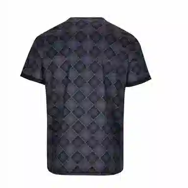 Under Armour T