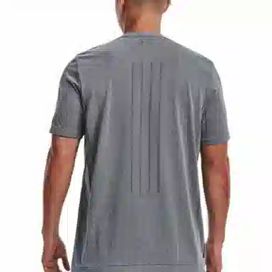 Under Armour T