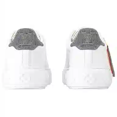 LOUIS VUITTON Time Out