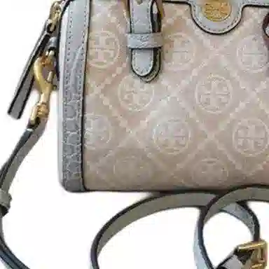 TORY BURCH T Monogram