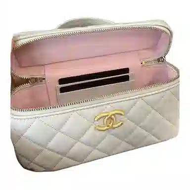 CHANEL 25P
