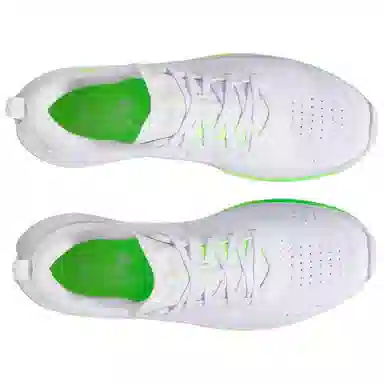 Under Armour Velociti 4