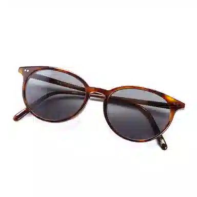 青雉作 日式扁梨形日杂风 微猫眼小众复古墨镜 轻量化细框偏光防眩光防紫外线 板材镜架 椭圆形 太阳眼镜 男女同款情侣款 玳瑁色 豆蔻色