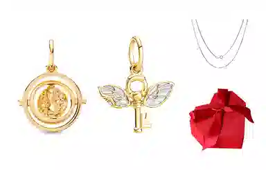 Pandora Time Turner Pendant