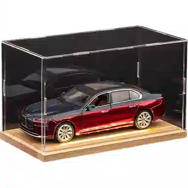 BMWi7124