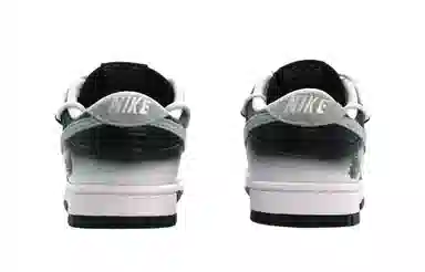 Nike Dunk Reverse Panda 2.0