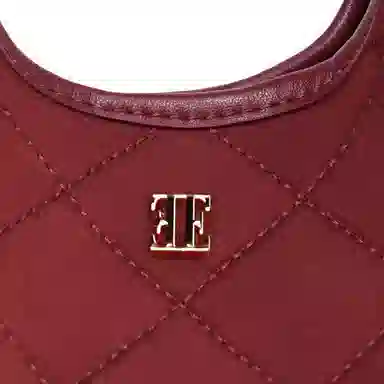 ELLE