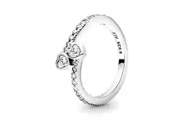 Pandora Shimmering Heart Ring