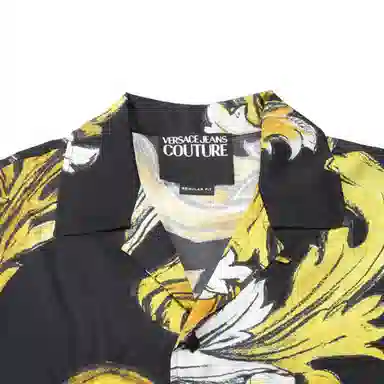 VERSACE JEANS COUTURE SS25 Outline Barocco