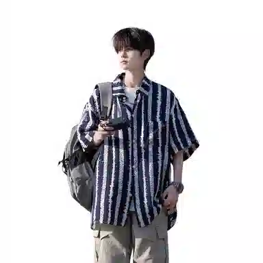 Fakeyoung