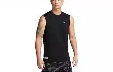 Nike Dri-FIT Run Division Rise 365Logo