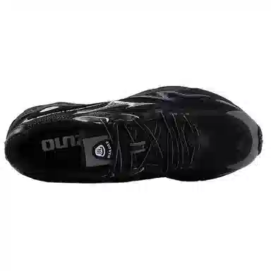 Mizuno Adventure Twe