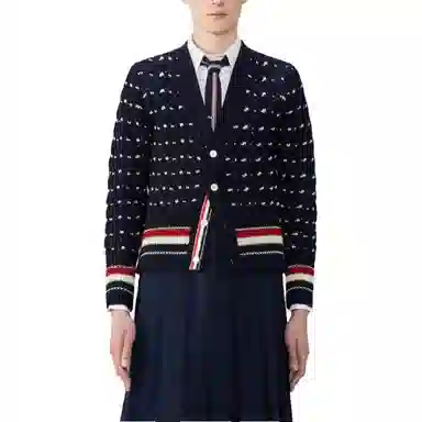 THOM BROWNE V