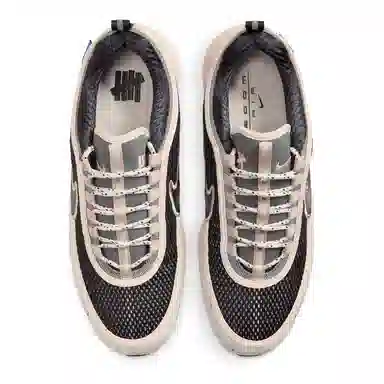 UNDEFEATED x Nike Zoom Spiridon Phantom