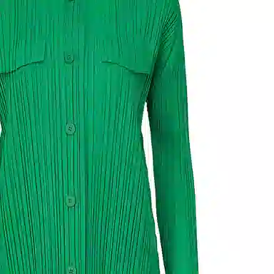 PLEATS PLEASE ISSEY MIYAKE