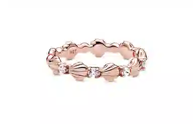 Pandora Ocean Series Shimmering Shell Ring