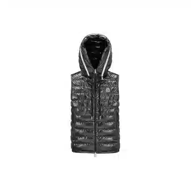 Moncler SS23 Logo