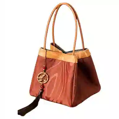 上海故事 新中式国风拼接设计 桑蚕丝香云纱 手提包 中号 女款 新黄绿/铁锈红