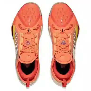 LiNing 13 TPU