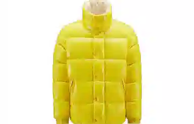 Moncler FW22 DervoxLogo