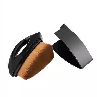 馨枕居  不卡粉不吸粉防尘带盖熨斗粉底刷 修容打底定妆 便携平头底妆刷