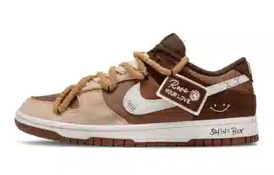 Nike Dunk "Caramel Melody"