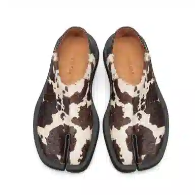 CROOKED CARD Tabi Brown