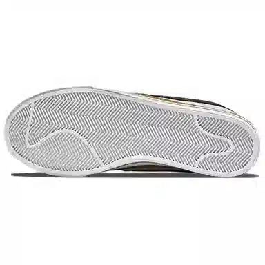 Nike Court Legacy