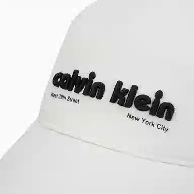 Calvin Klein Classic Embroidered Cap Moonlight White