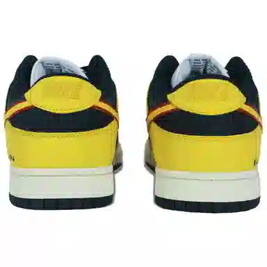 Nike Dunk Low Prm "Vintage Panda"