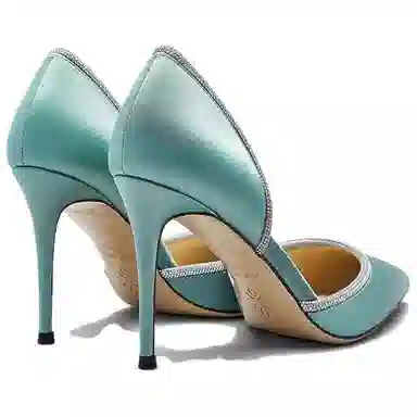 NINE WEST