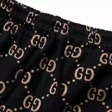Gucci Logo Print Shorts Black