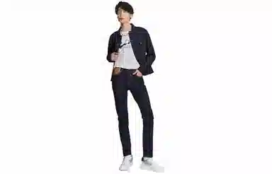 Lee